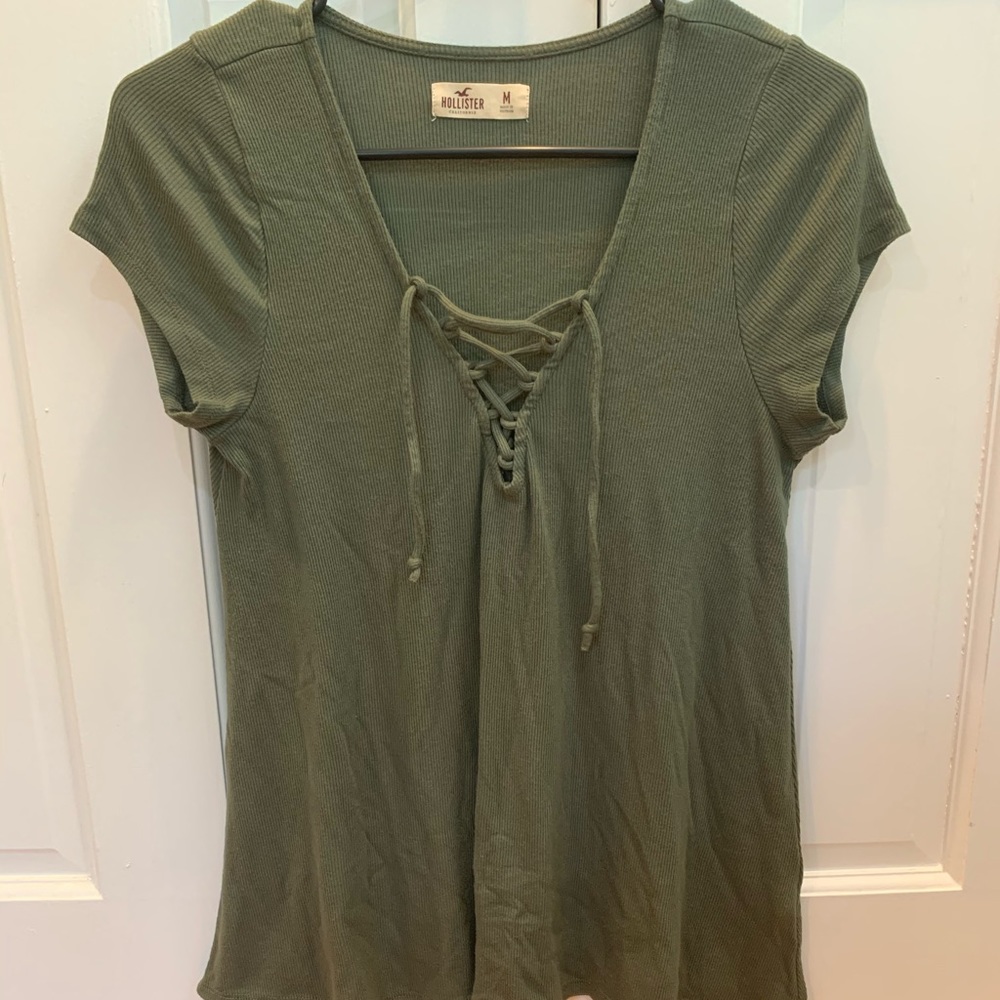 Hollister T-shirt